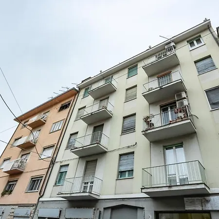 Lejlighed Yellowsunny With Two Balconies *
